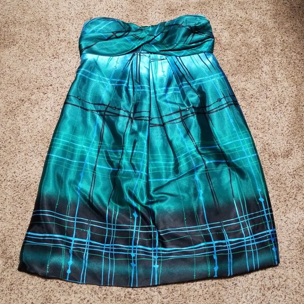 Multi colored strapless dress